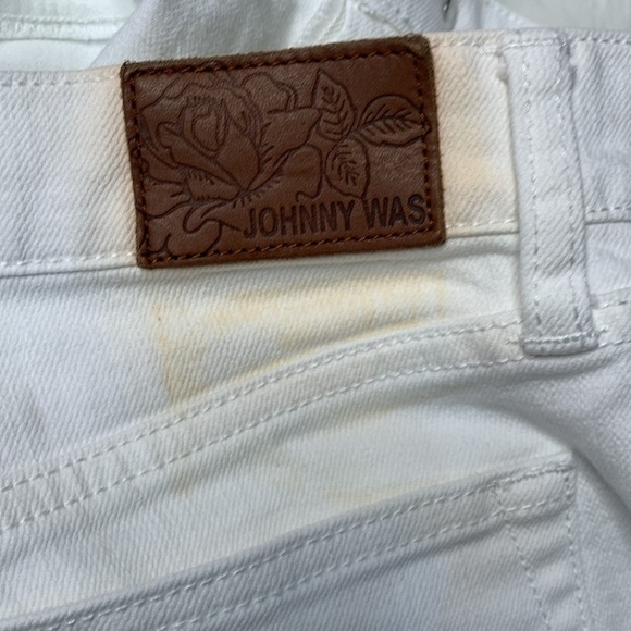 Johnny Was Cropped Baby Boot Jeans - Picture 7 of 9